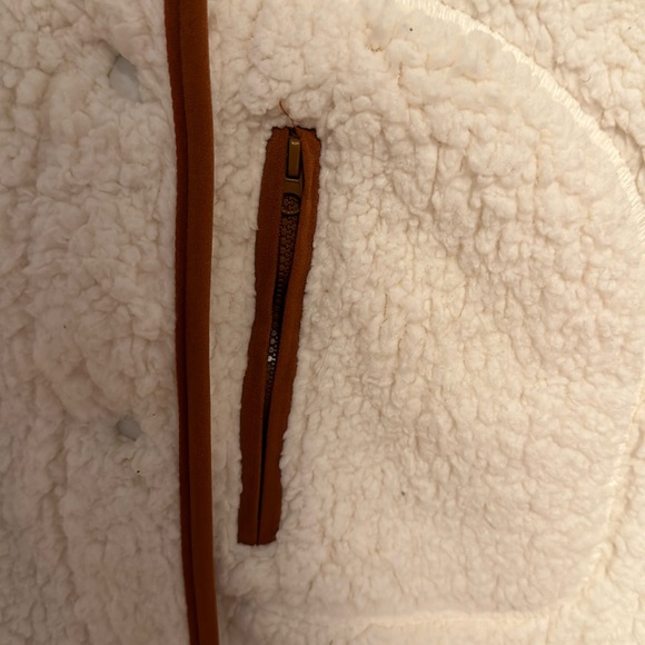 Universal Thread Jacket - Picture 3 of 6